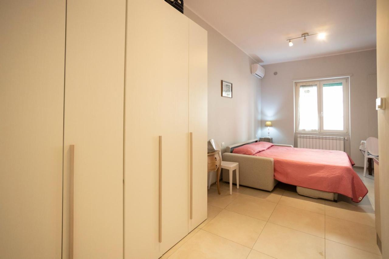 La Casa Degli Angeli Appartement Salerno Buitenkant foto