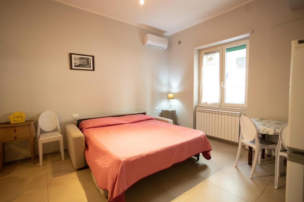 La Casa Degli Angeli Appartement Salerno Buitenkant foto