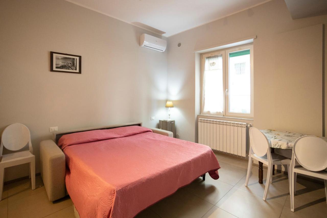 La Casa Degli Angeli Appartement Salerno Buitenkant foto