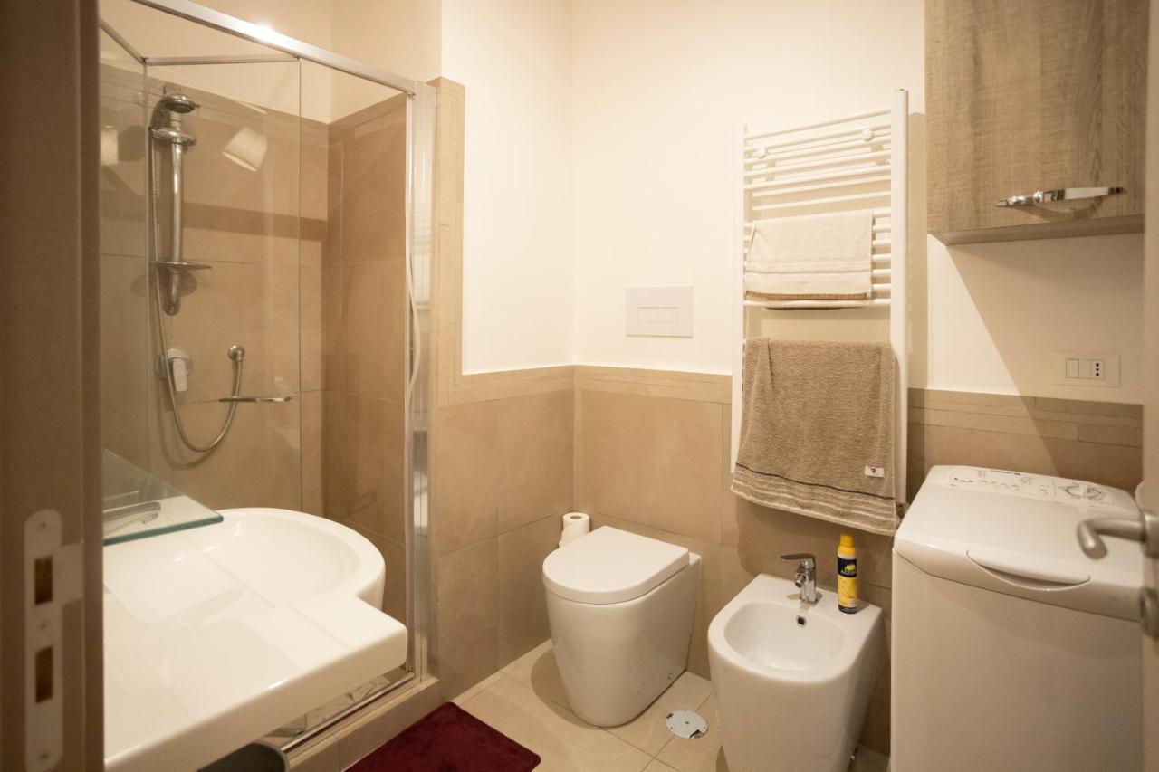 La Casa Degli Angeli Appartement Salerno Buitenkant foto