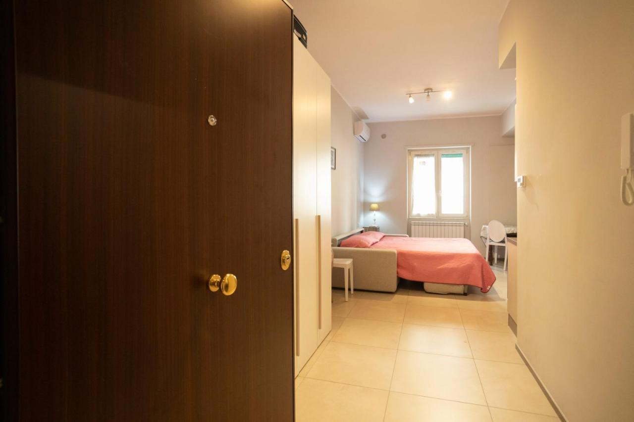 La Casa Degli Angeli Appartement Salerno Buitenkant foto